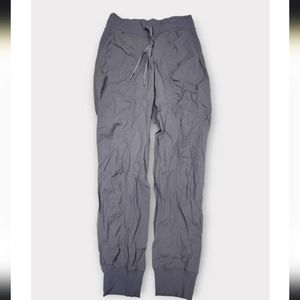 Size 4 - Lululemon Street to Pants